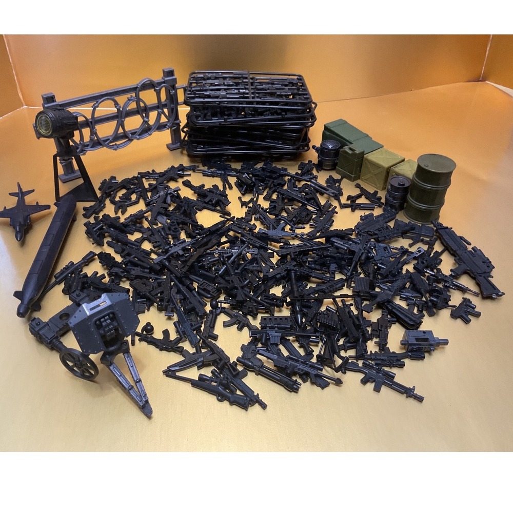Military Weapon Accessory Lot for Building Blocks Guns Crates Barrels Sprue Set